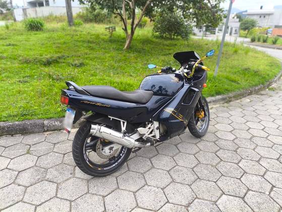 HONDA CBR 450 SR 